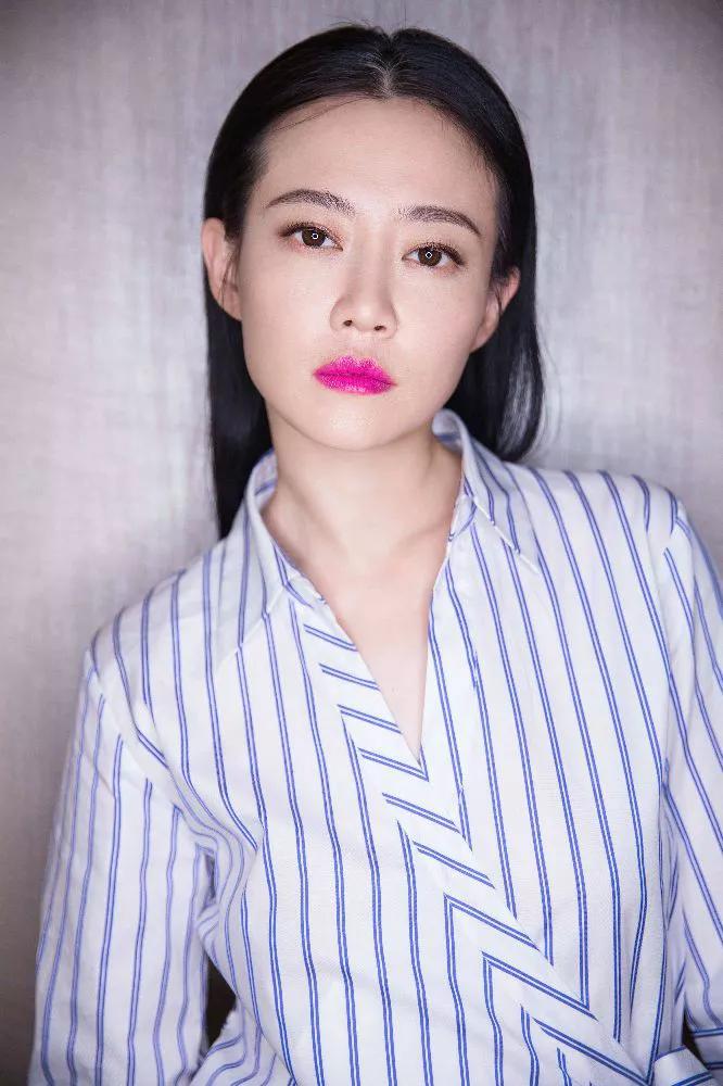 谭卓：知性优雅，青春靓丽，温婉大方