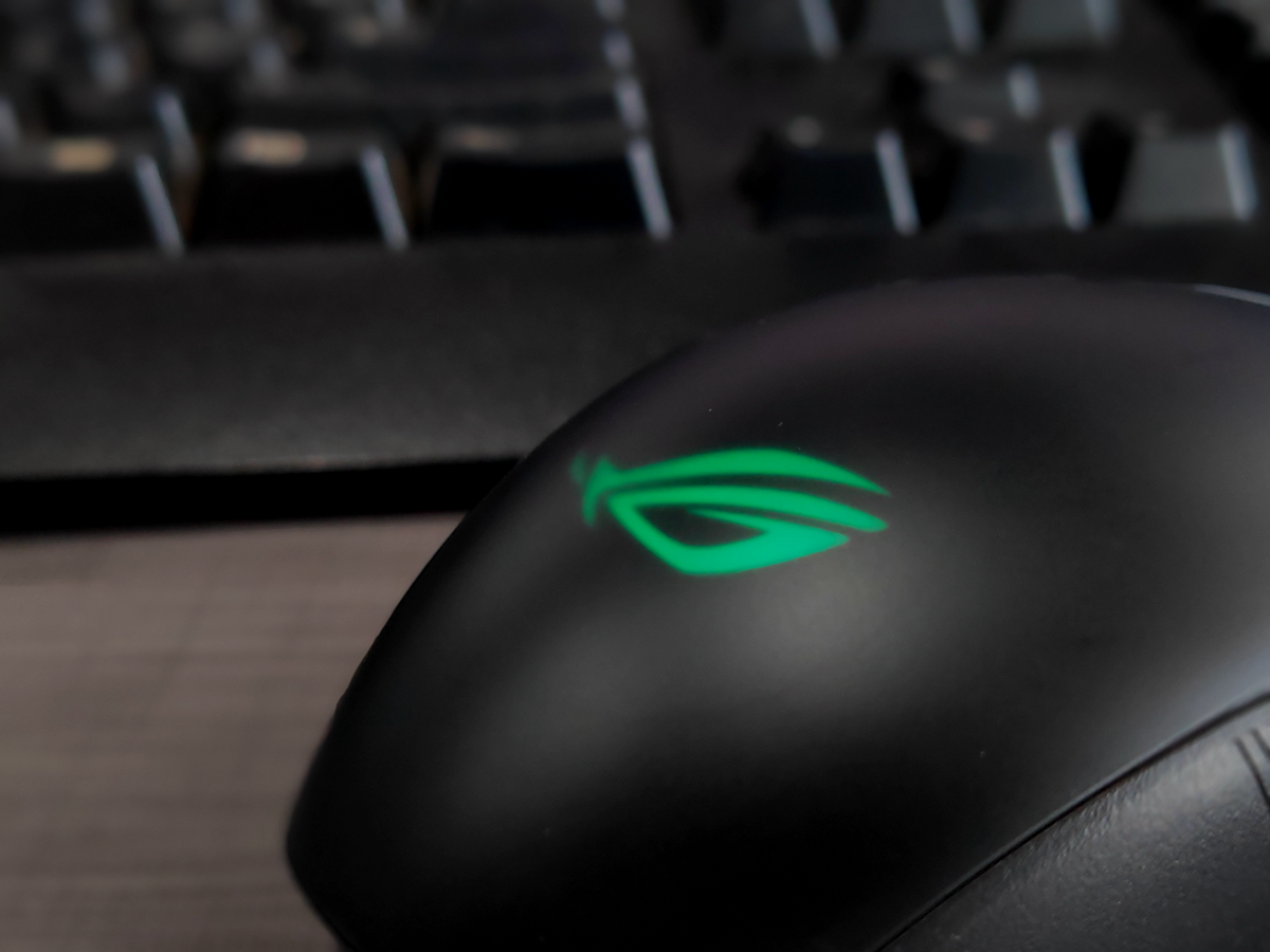 ROG 影刃2无线版简评：双模、轻量化 全能型无线电竞鼠标