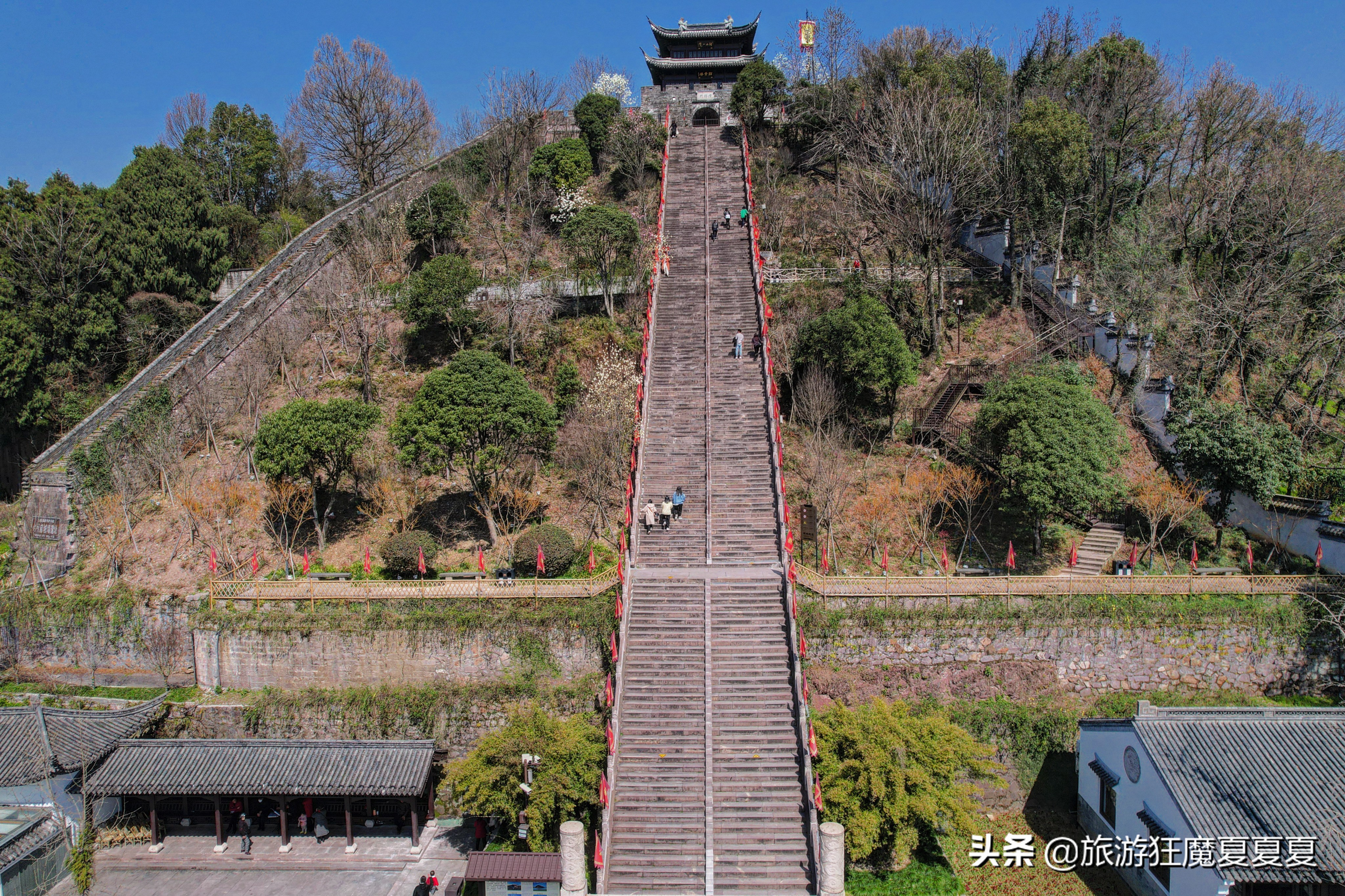 逛北宋东湖,爬江南长城,探访浙江临海台州府城