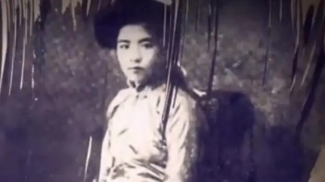 袁世凯儿子带病幽会情人暴毙，上千名妓女统一装束，戴孝送葬