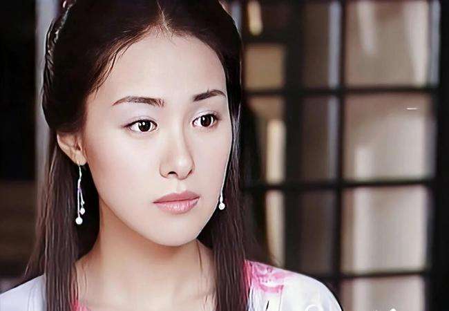 古装VS现代堪称“换头”！多演点古装戏吧，我能磕一辈子