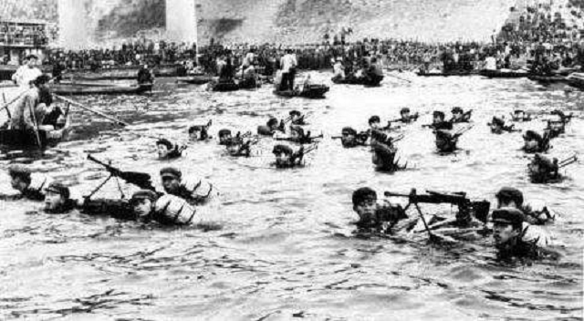 ���ֱ�����������ʷ��ë��ϯ�Ƹ�����������ȳ������ж����Ϊ