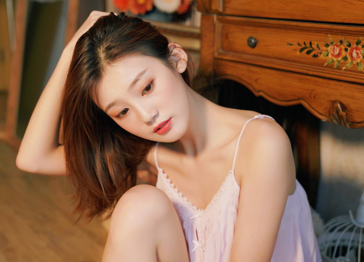 李馨予的命运轨迹是通过张恪的回忆展示的,我想看了张恪的回忆,没有人