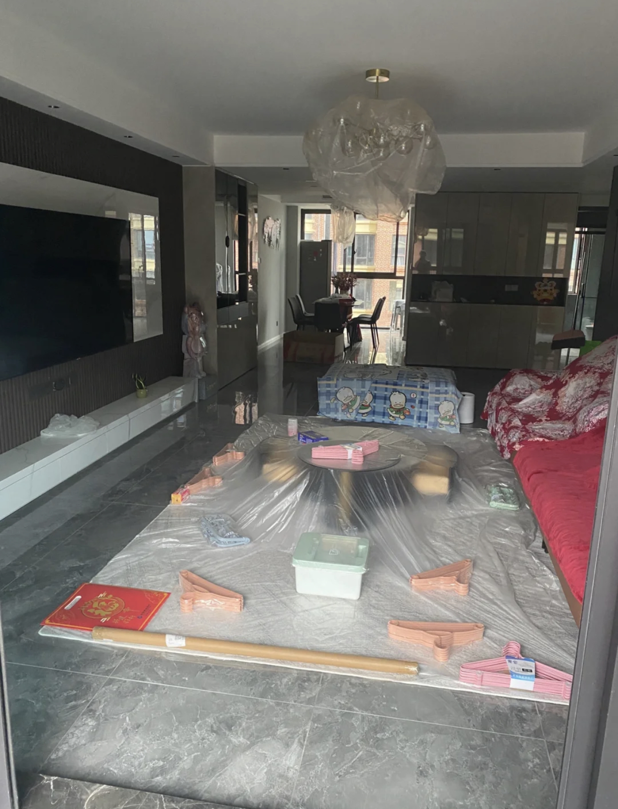 不顾设计师反对，客厅坚持“12不做”，入住后真香了