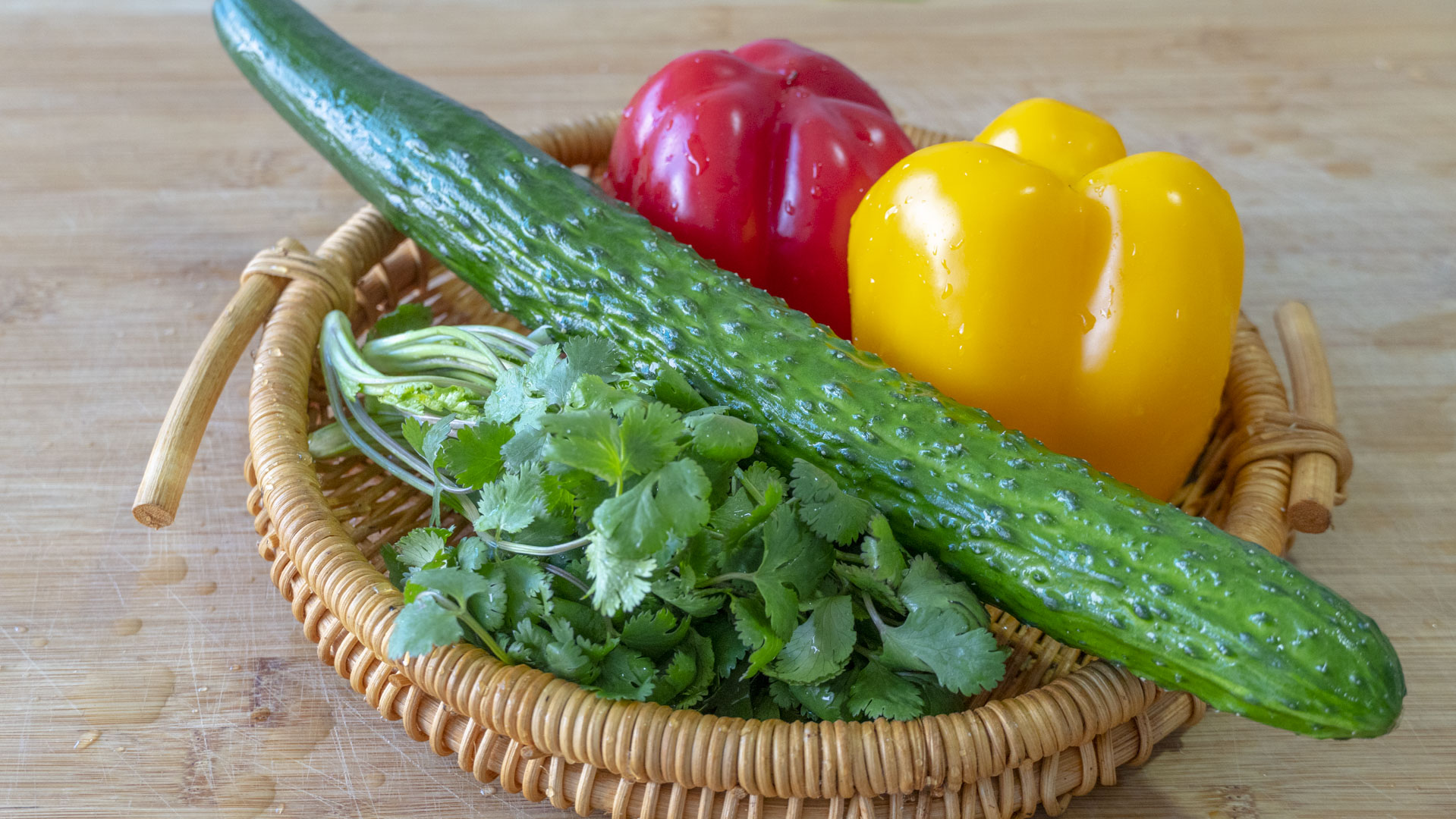 年夜饭，记得给家人做这道“富贵吉祥”，寓意好，一卷一切就上桌