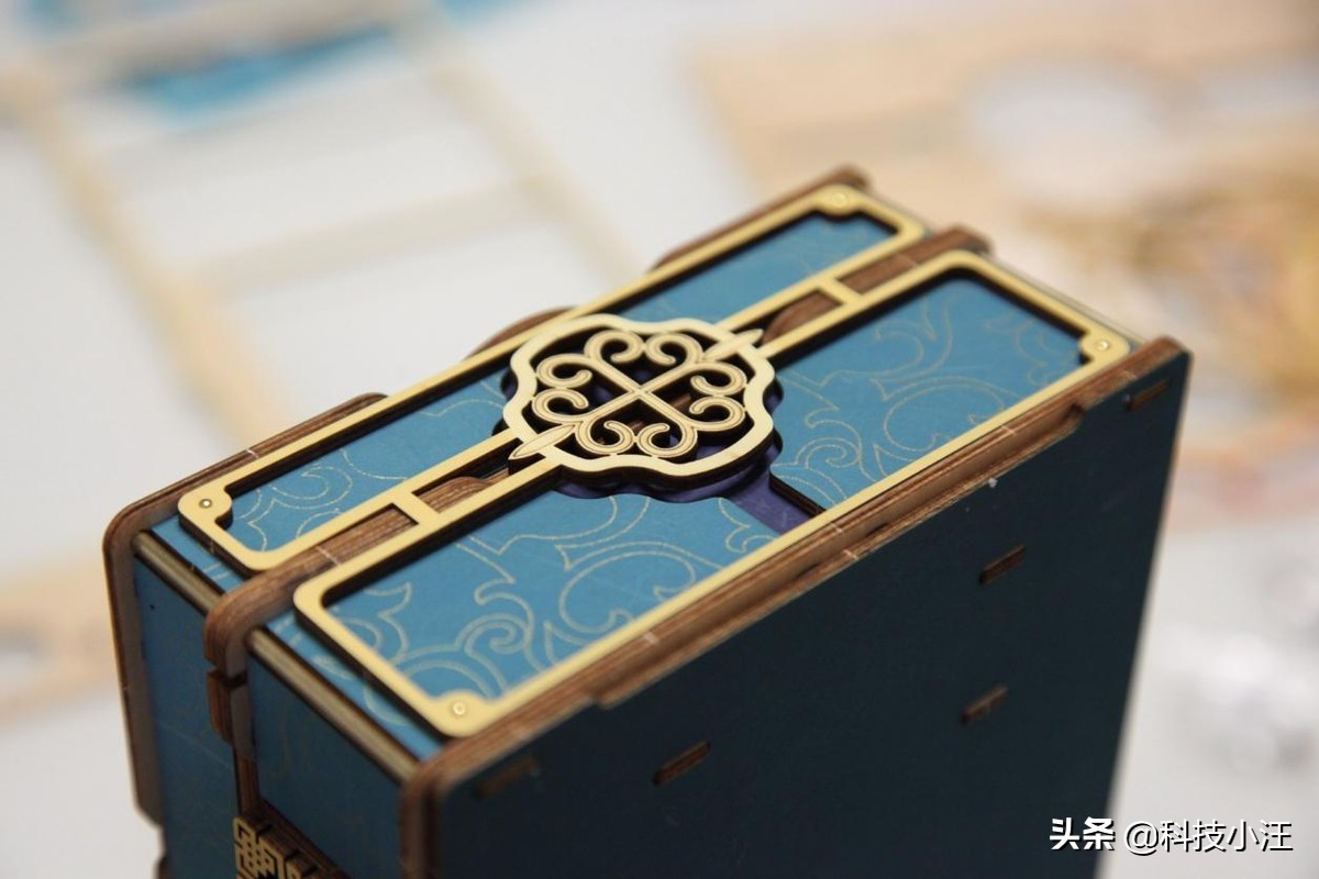 自己动手做的礼物才有仪式感，惊鸿一面古风妆奁化妆礼盒组装体验