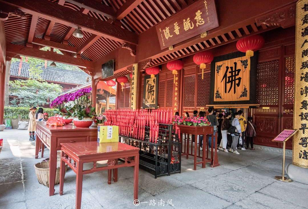 杭州周边旅游景点攻略，这三个地方公交车直达，一天时间可以走完