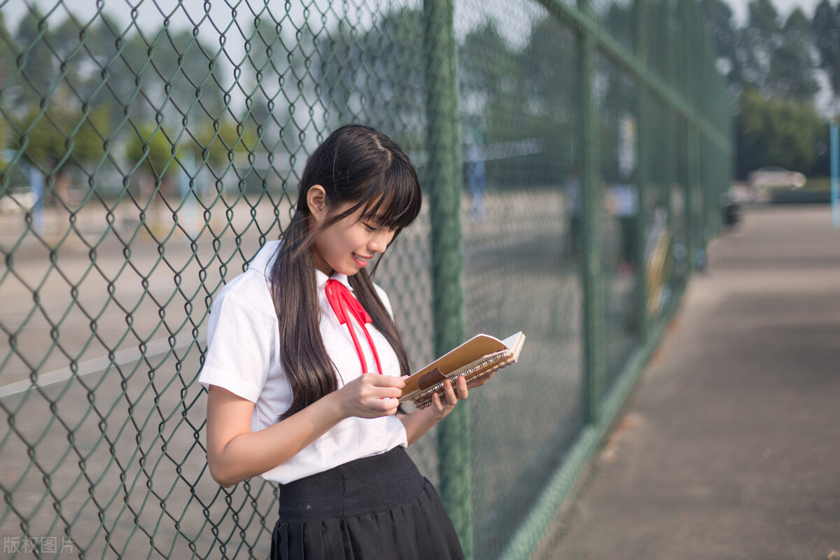 29岁的女人：因为一次同学聚会，竟然发生了婚外情，该告诉丈夫吗