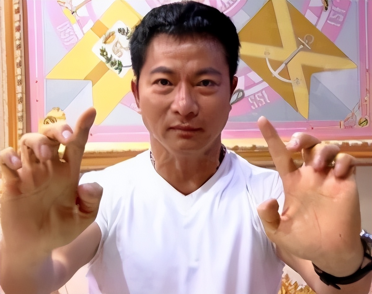 武打演员实力到底有多强？南拳王当属邱建国，徐向东鹰爪拳代言人