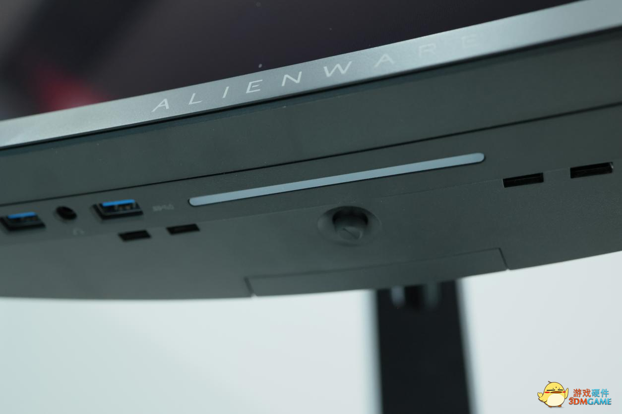搭载全新技术的电竞显示器，外星人AW3423DW显示器评测