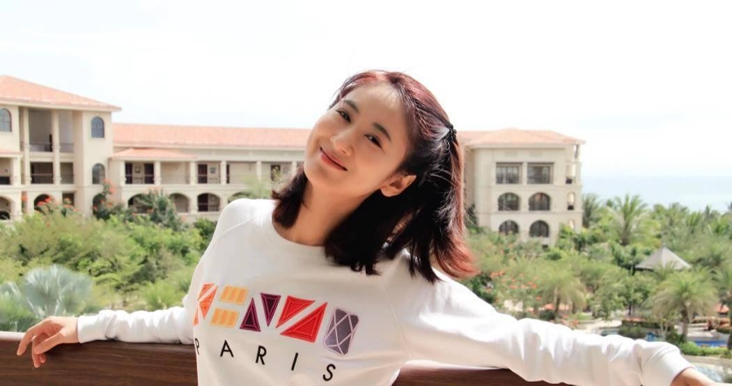 一脸“苦瓜相”却还能演大女主，这8位女星越看越丧，导演咋想的