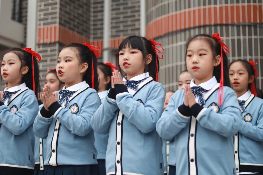 研学砺心智 实践出成长——天府新区华阳实验小学国旗下活动展示
