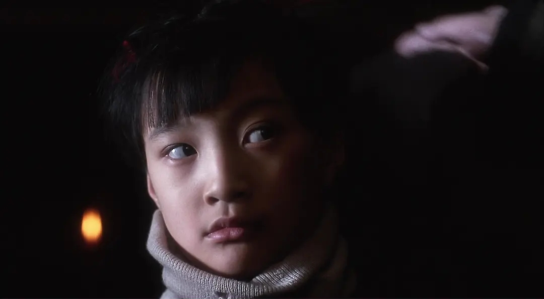 还记得《霸王别姬》的小豆子吗？一个要出家一个被张国荣改变命运