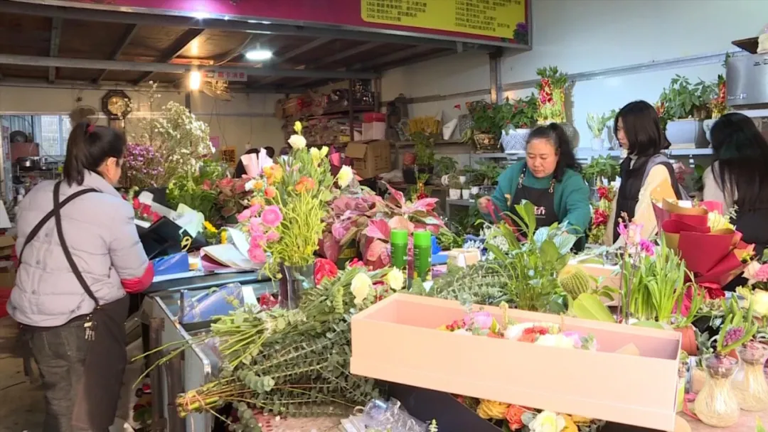 連城：鮮花熱銷“浪漫經濟”火爆