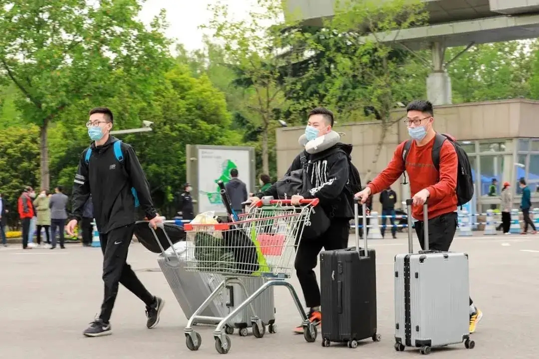 省内念大学和省外念大学有啥区别？差异比想象中要大不少