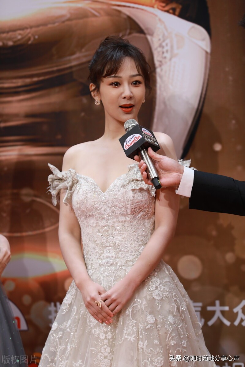 景甜与杨紫穿上礼服觉得谁会更美呢？