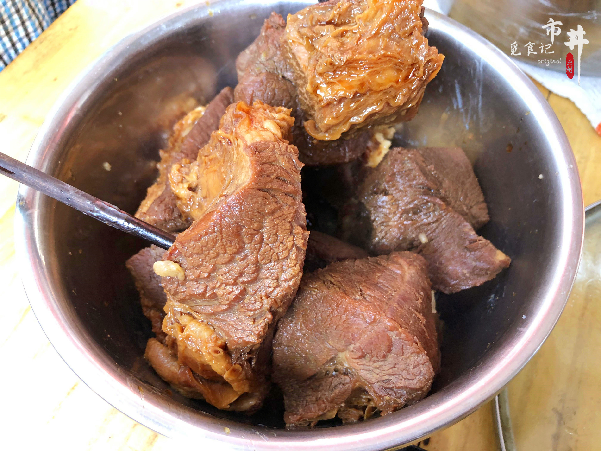 我家拿手的滷牛肉，只需4樣配料，牛肉味道香縮水少，能拿去賣了