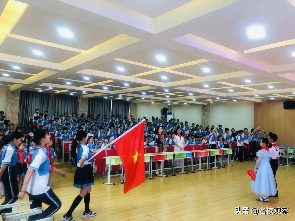 誓言声响，歌声回荡！犀浦实验，童心向党，在队旗下阳光成长