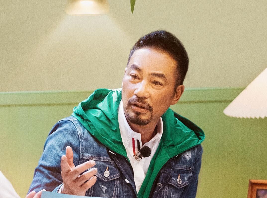 陈小春《古惑仔》经典霸气造型，重温港片黄金时代热血传奇