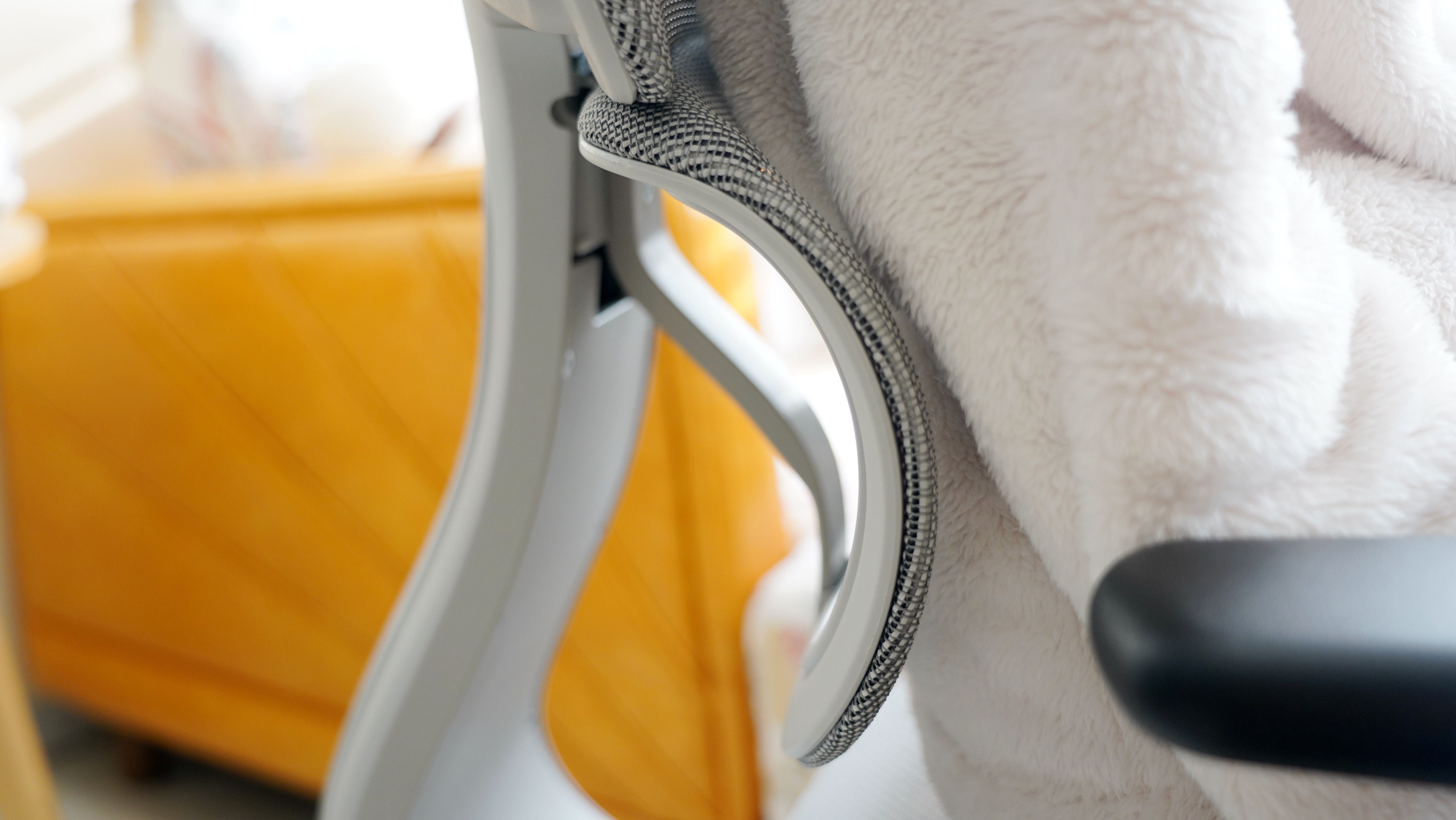 大长腿小主的学习新装备，达宝利S10青少年人体工学椅晒单