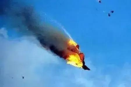 01���Ϻ�ײ������ΰ�ɹ���ɡ��Ϊ��10����Ҳû�ҵ���