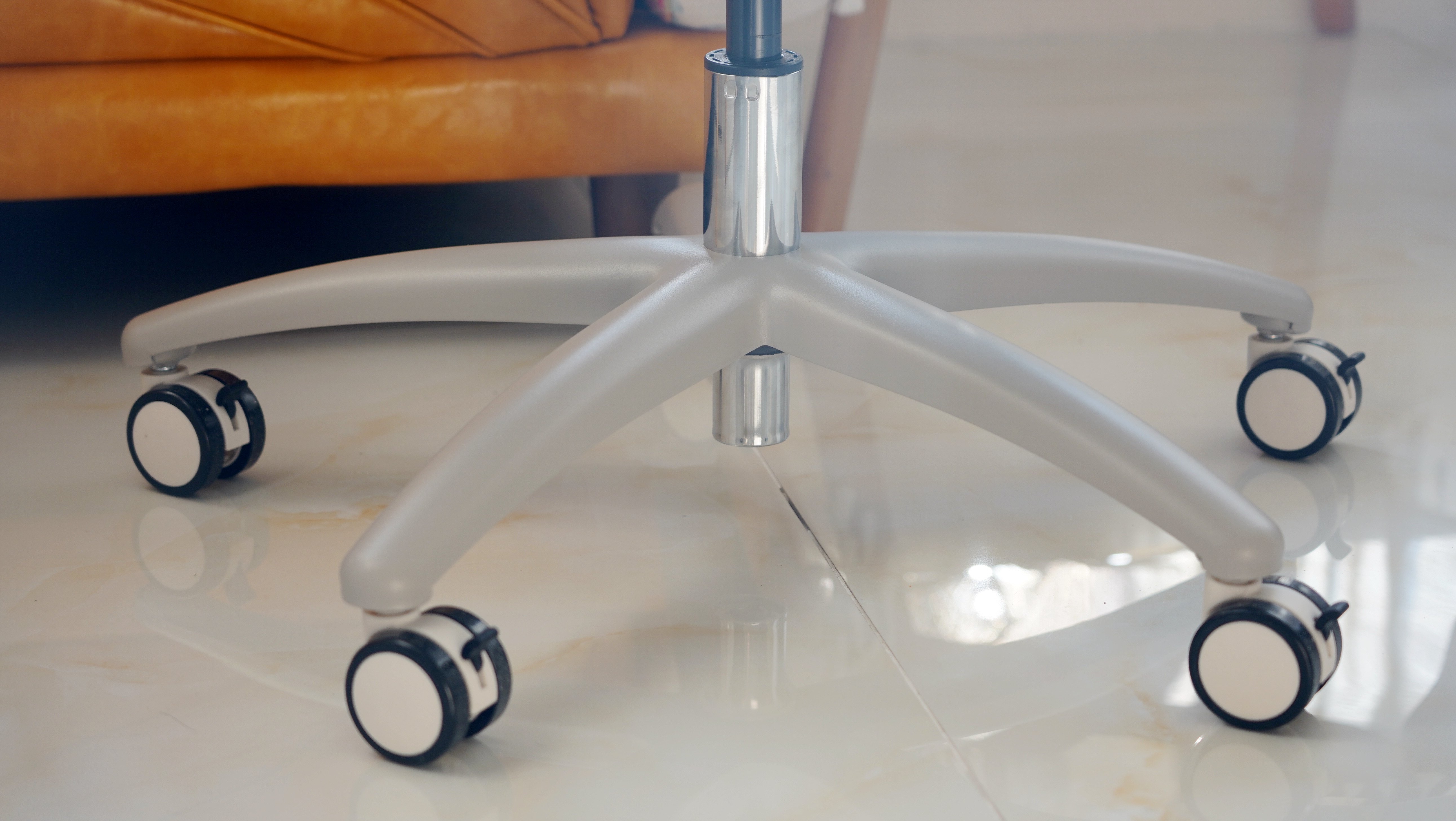 大长腿小主的学习新装备，达宝利S10青少年人体工学椅晒单