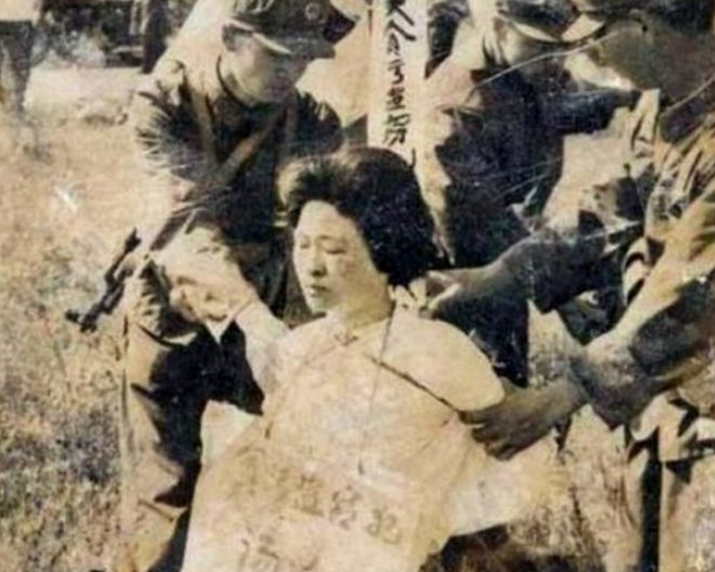 32岁女会计汤兰英：70年代贪污4万，包养7个情夫，最终被情夫举报