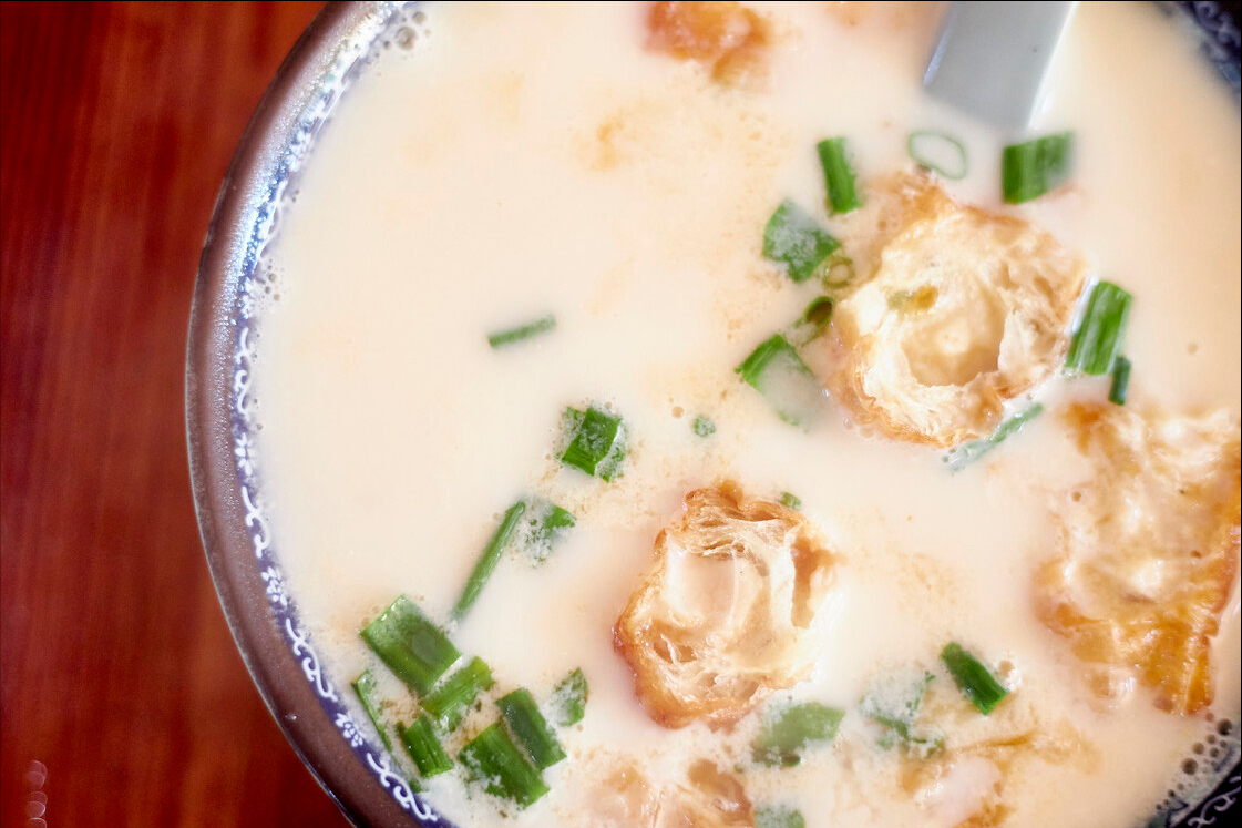 打豆浆，切忌泡水后直接打，多做1步，豆浆香浓丝滑，细腻无残渣