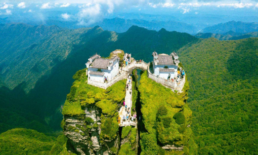 贵州景点小环线推荐，经典5日游一打卡网红梵净山