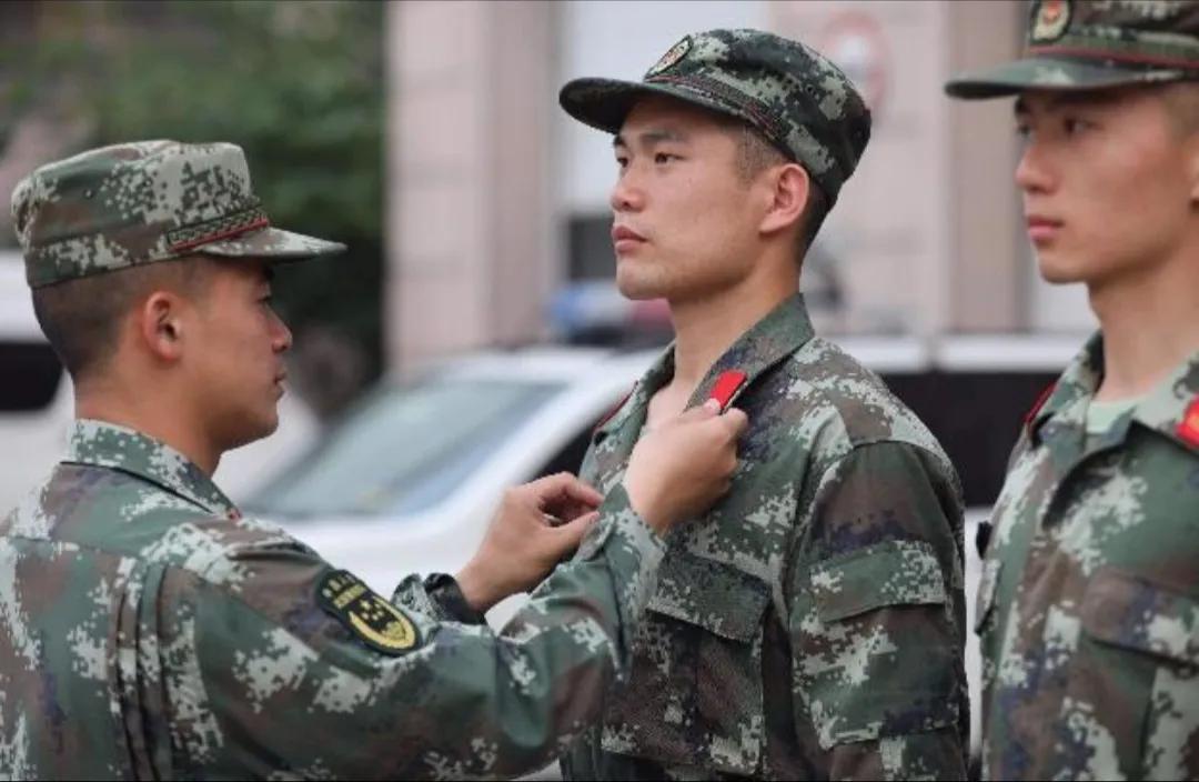 三級軍士長是一個什么級別的待遇，還會退役嗎？不一定