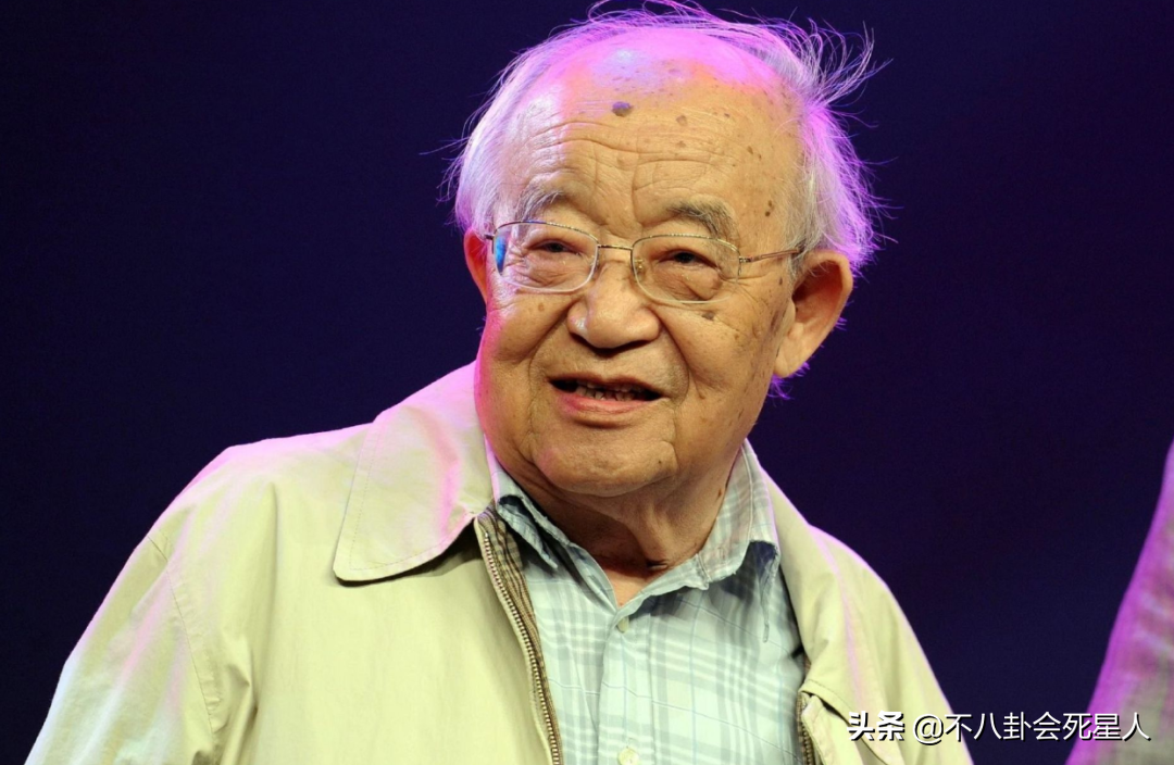 ​2022娱乐圈半年大事记：有4部爆款剧，火了3个明星，消失了一个人