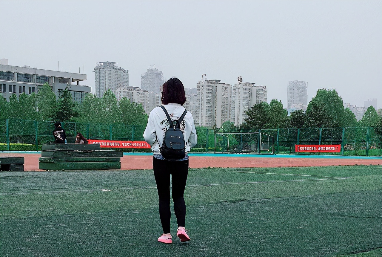 18年前，被冒名顶替上大学的河南农村姑娘王娜娜，至今没等来道歉