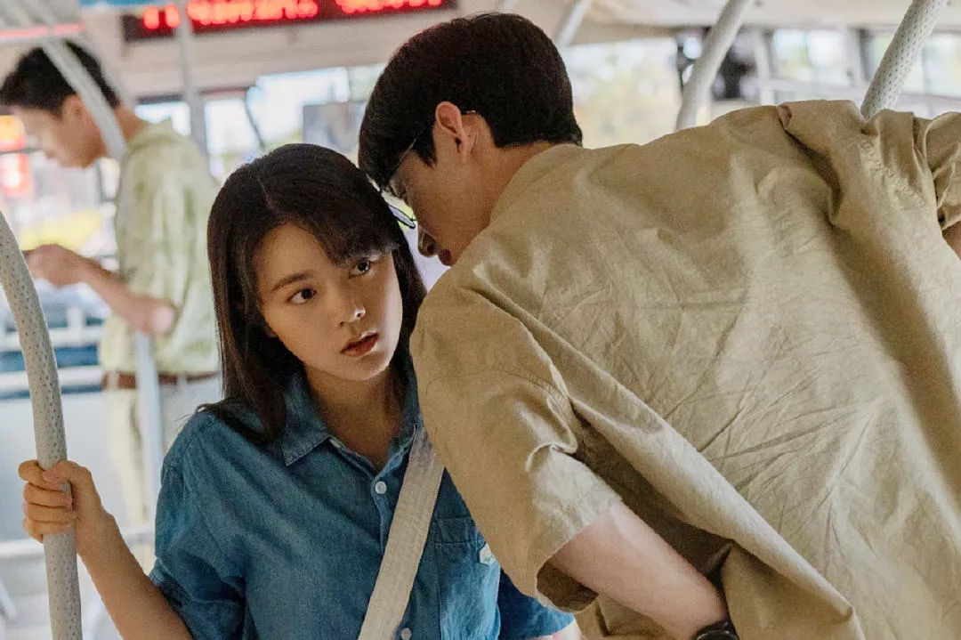 白敬亭唯一承认的女友达瓦卓玛