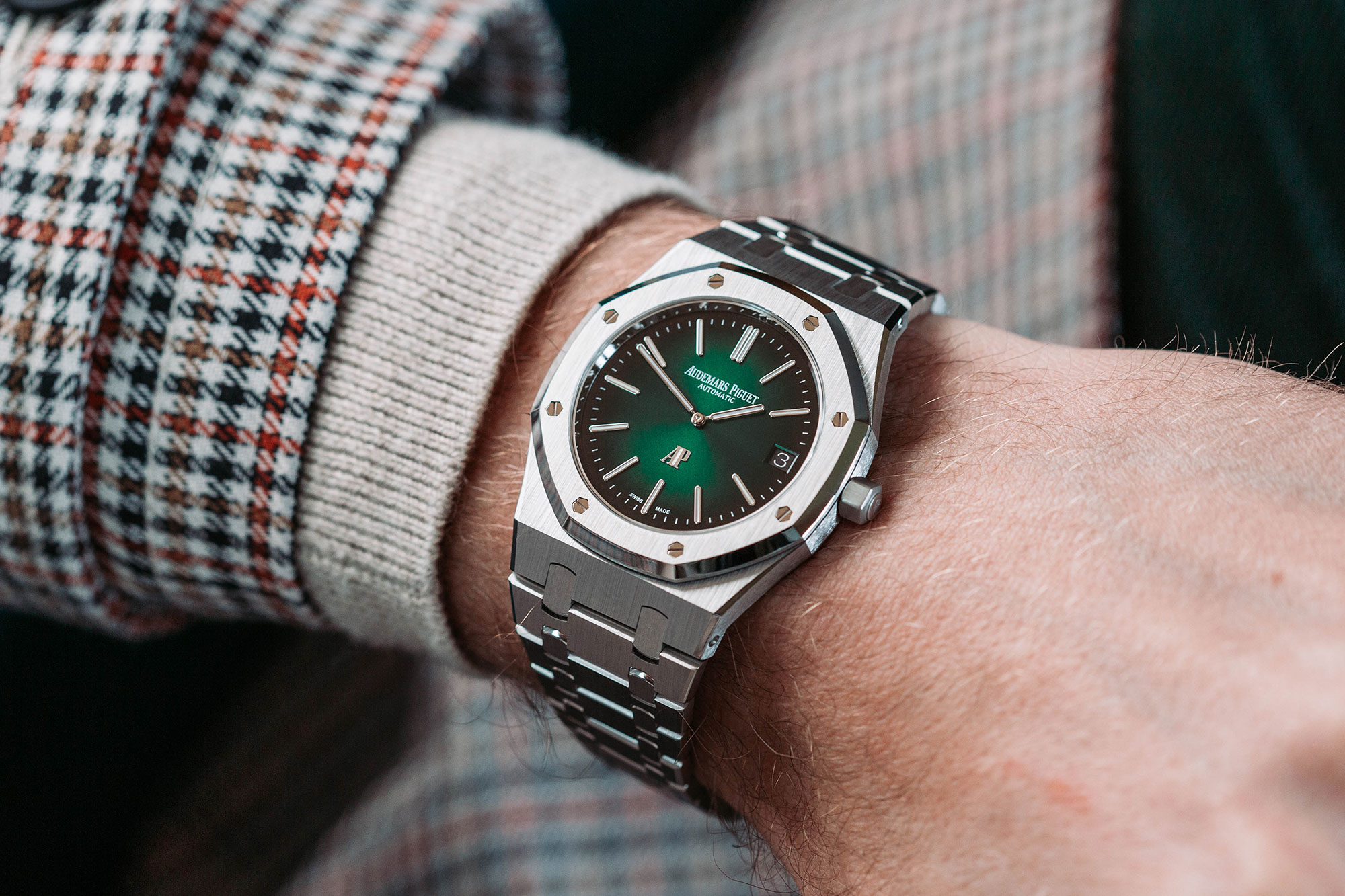 男士商务手表2022年办公或商务场合时佩戴的完美手表