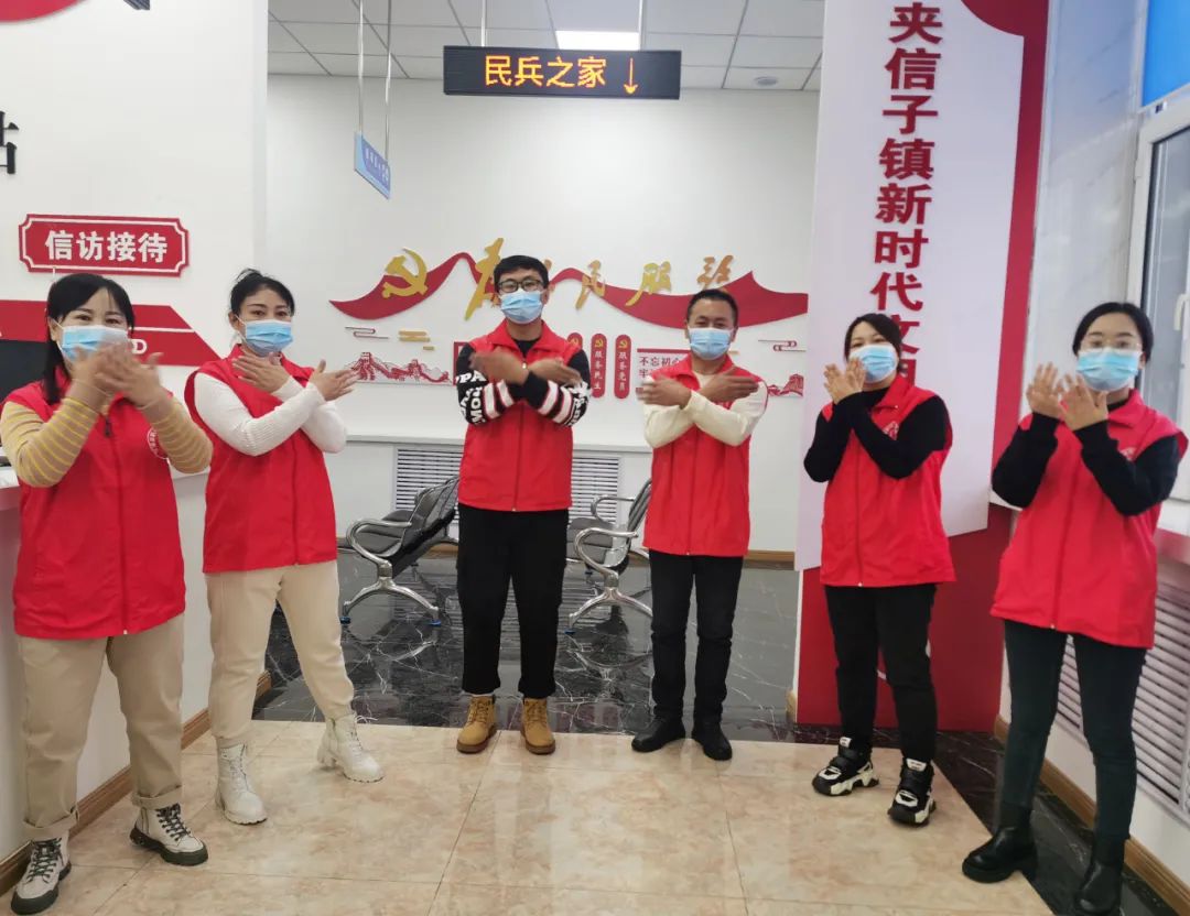 夹信子党员亮“绝活” 全会精神聚人心