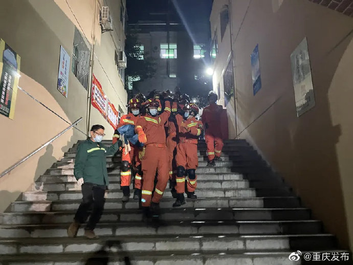 重庆武隆食堂坍塌16人遇难：事发时街道部分职工正在食堂用餐