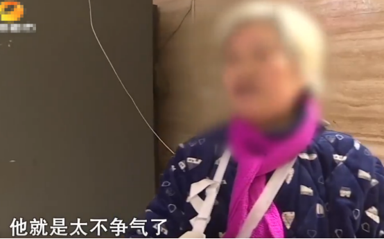 2020年，湖南50岁老汉啃老不工作，要母亲房产还让妹妹离婚赡养他