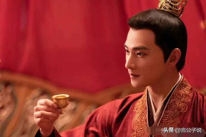 穿红衣古装帅成神的7位男星，有人气质冷艳，有人被请求焊在身上