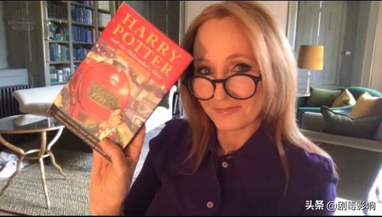 《哈利·波特20周年》：每一帧都是情怀，却成了2022开年最大闹剧