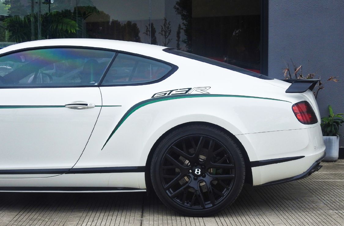 浙江首辆宾利GT3R，600万，内地30辆，4S店里的赔钱货