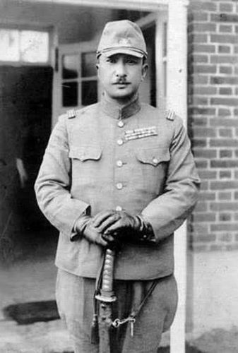 石井四郎然而他们至死都不认为自己是罪人,在活人身上做这种可怕的