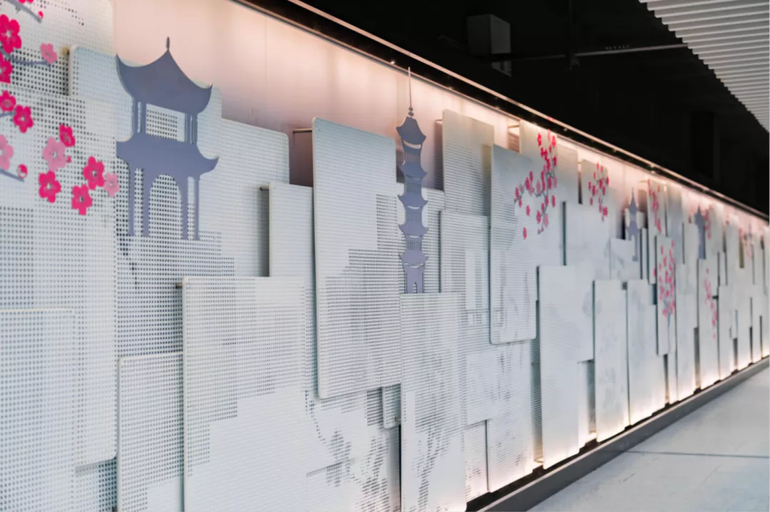 “最美车站”现身，2022上海网红打卡圣地，乘着地铁去旅行...