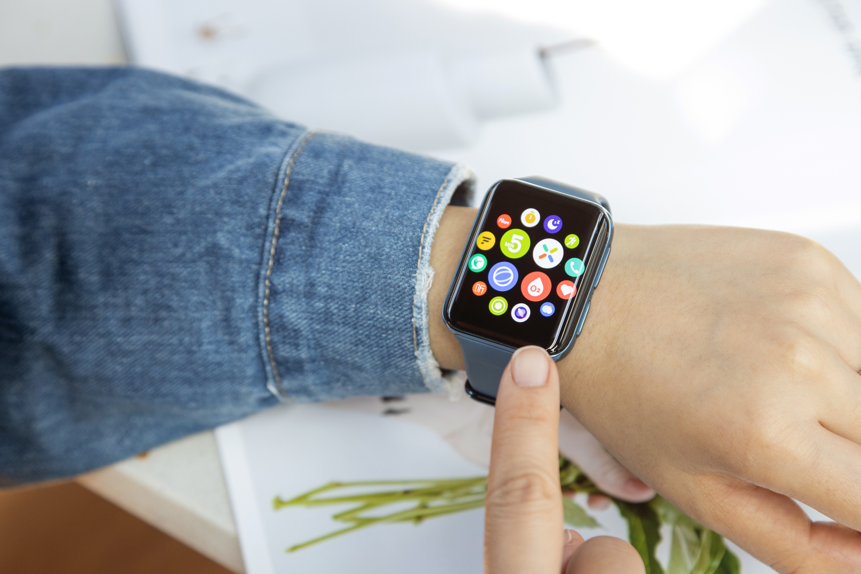 圣诞节送礼物指南？美观且实用，OPPO Watch 2值得考虑