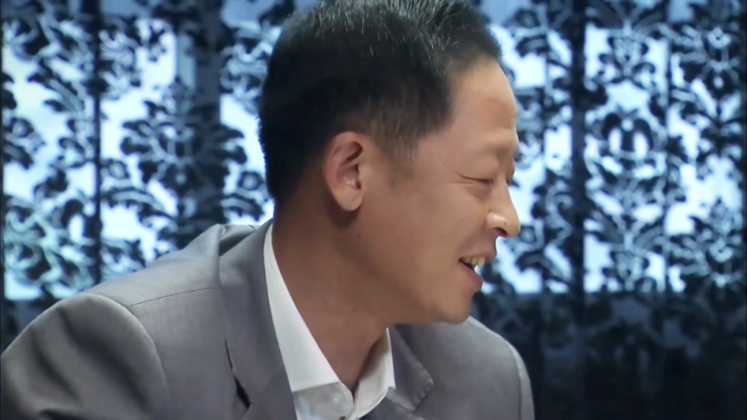 青瓷电视剧下载高清王志文饭局于和伟开会表面看是电视剧细扒一本厚厚