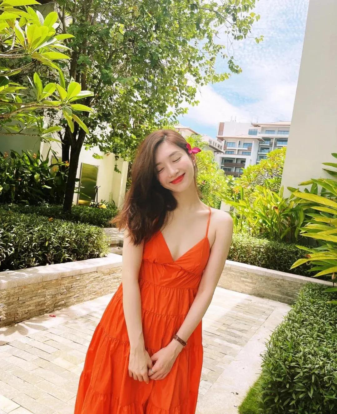 “清新治愈”，10位女星的夏日美裙，谁最深得你心？