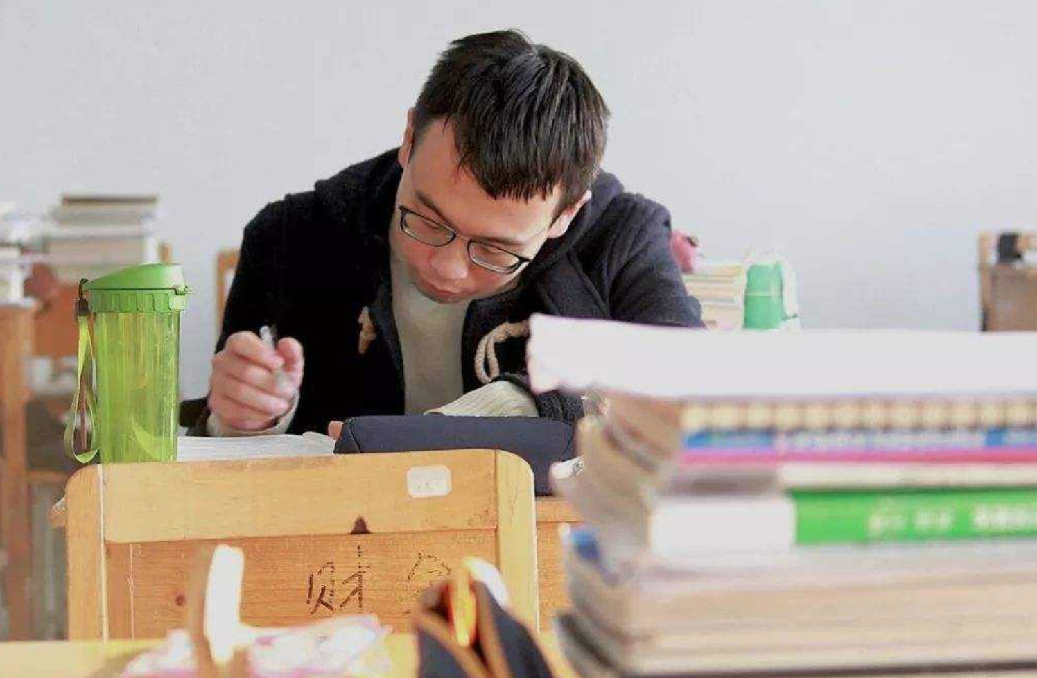 2022年考研人数达462万人，同时迎来一个坏消息，使上岸难度增加