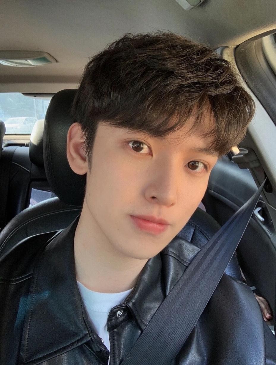 长脸男生发型(又到了男生扎堆理发的季节,什么脸型理什么发型,选对了