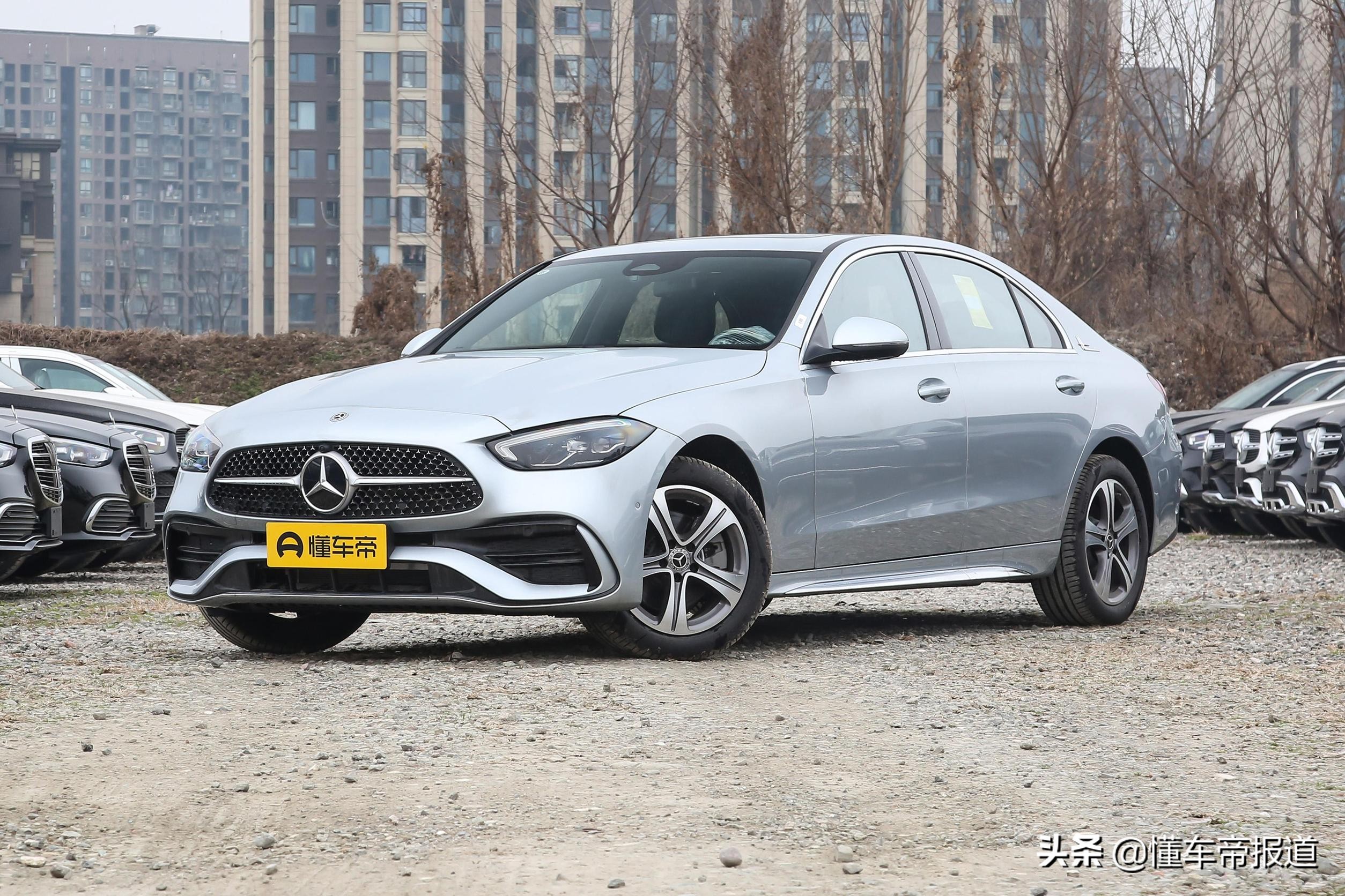 奔驰商务车七座2020新款价格(新车) - 价格百科