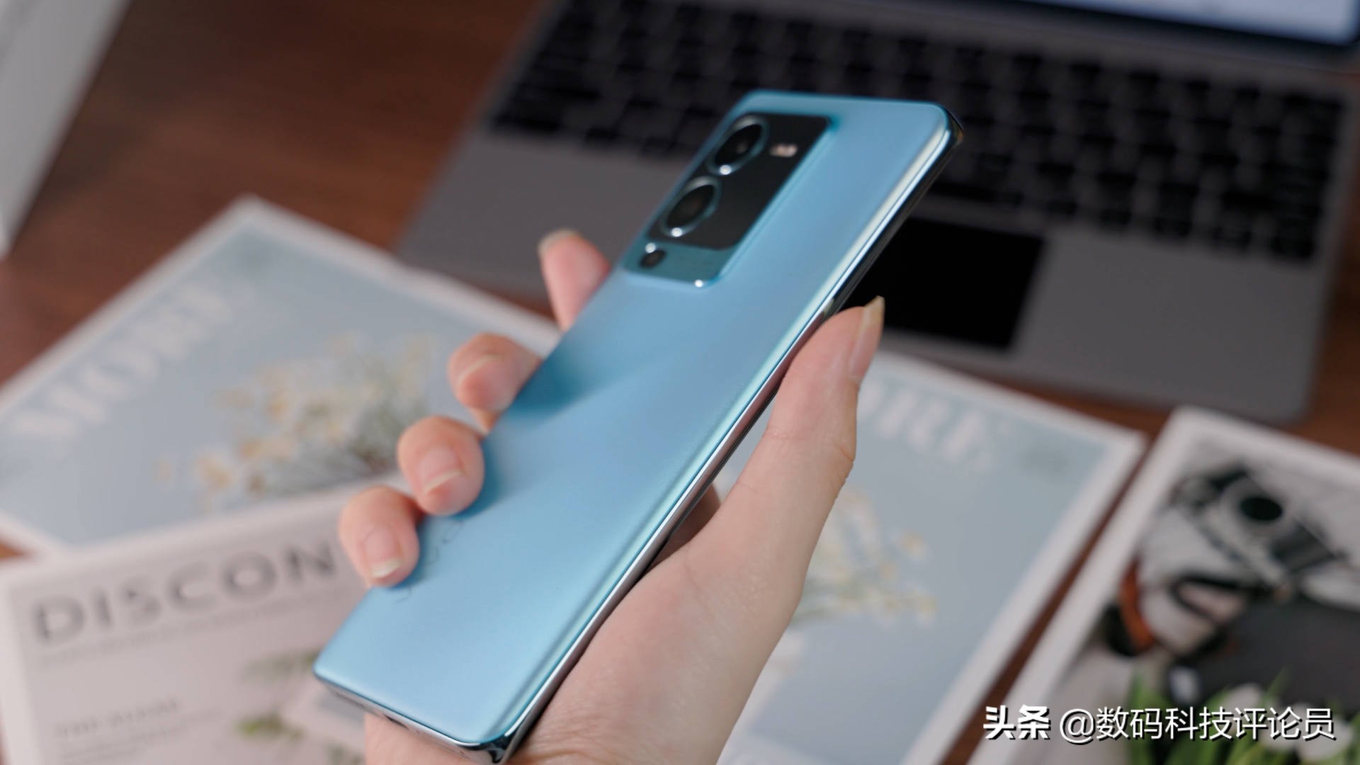 vivo S15 Pro体验：E5屏+天玑8100性能三件套，线下机也开始卷了？