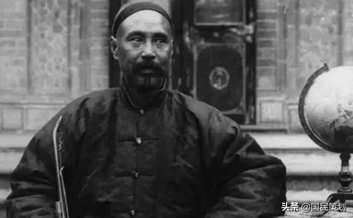 两大势力侵蚀基层政权！乡村治理，面临新挑战，如何破题？